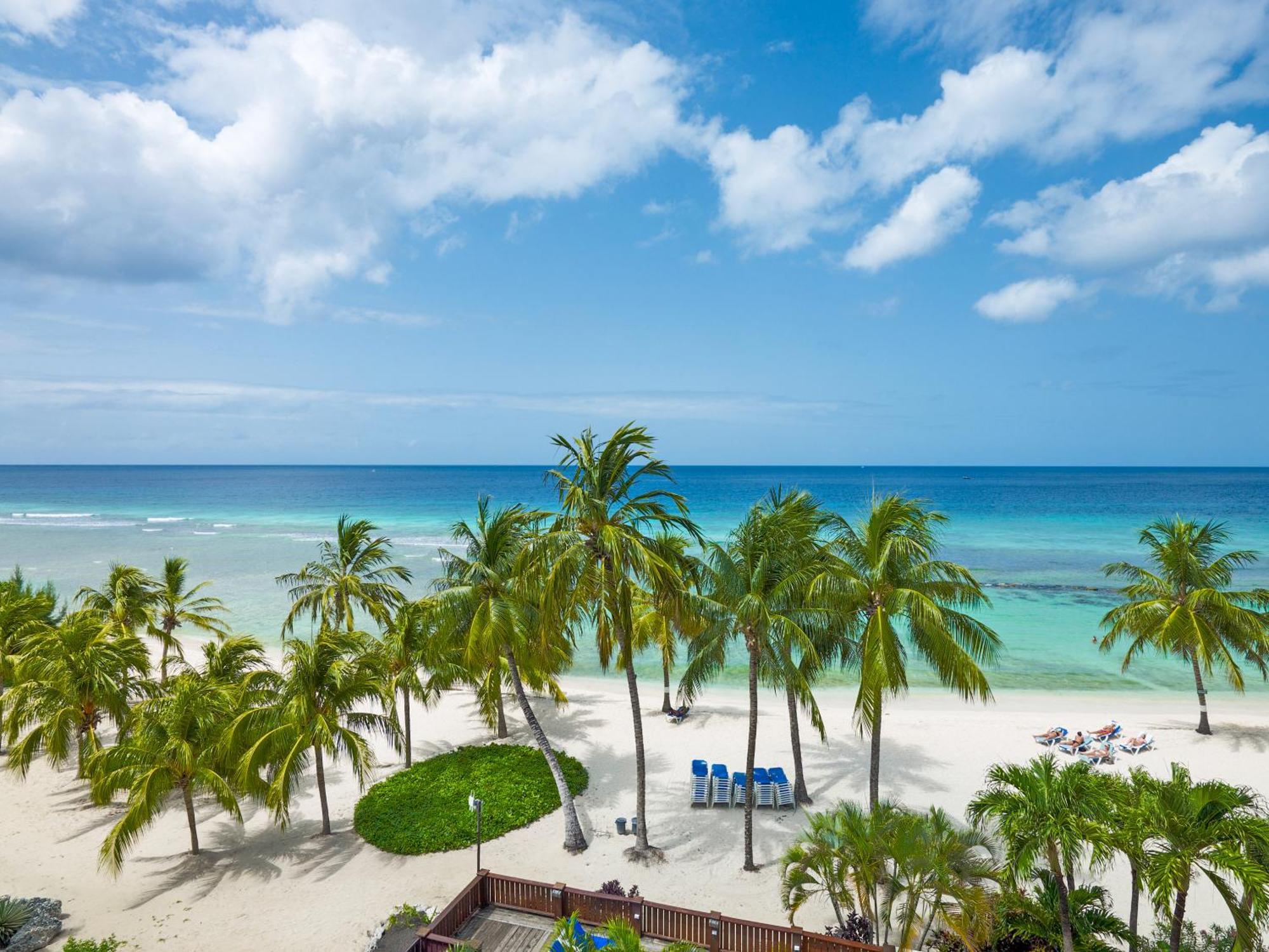 Deluxe Oceanfront Room