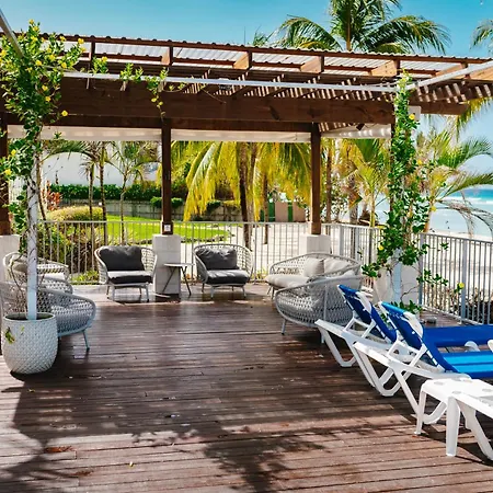 Coconut Court Beach Hotel-3
